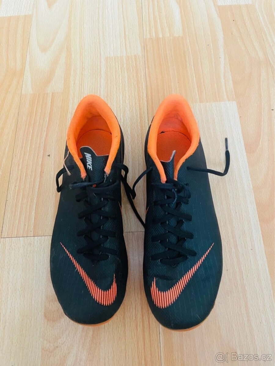 Kopačky Nike - 2