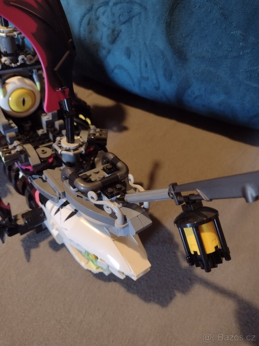 Lego Dreamzzz Nightmare Shark Ship - 2