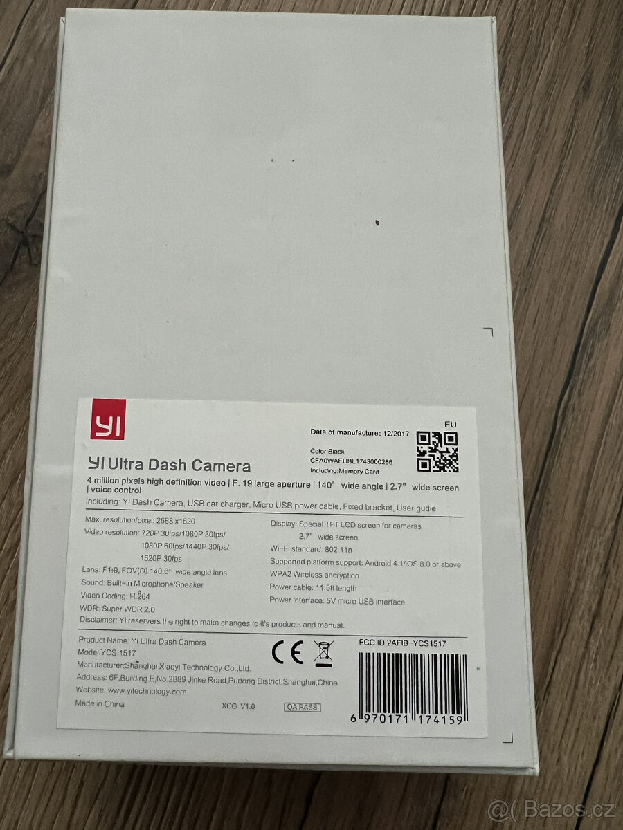 YI Ultra Dash Camera černá - 2