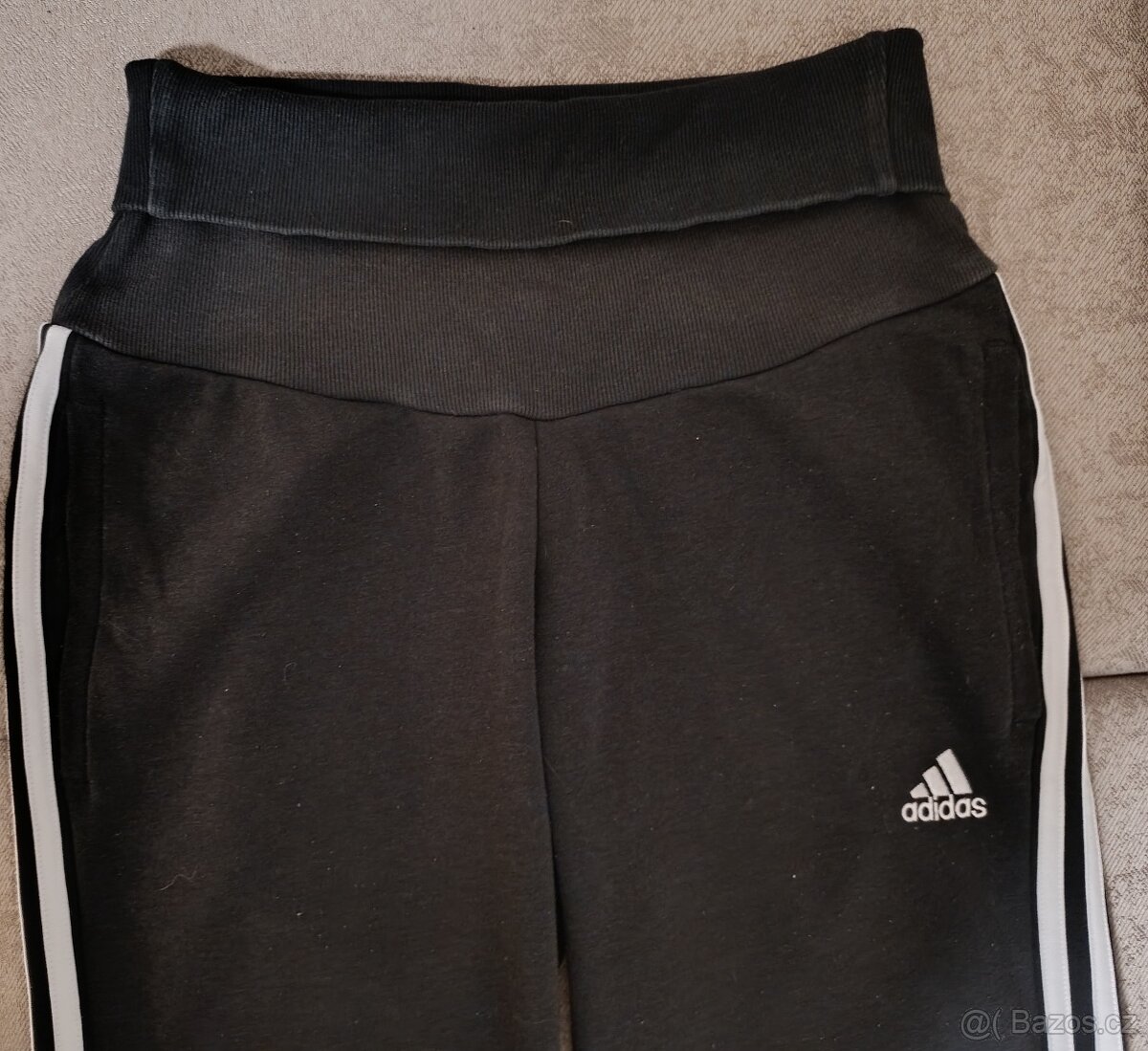 Tepláky Adidas - 2