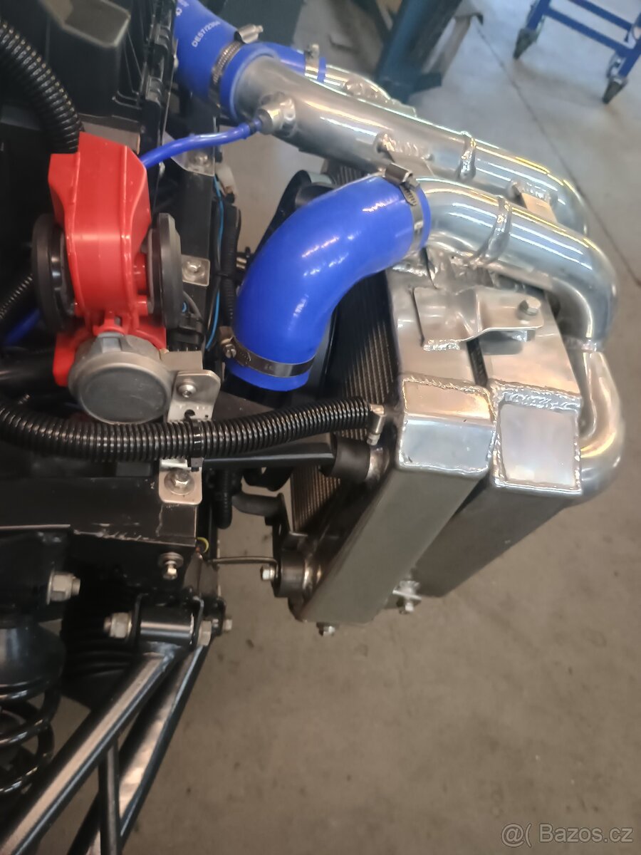 Sestava chladiče Voda/Intercooler - 2
