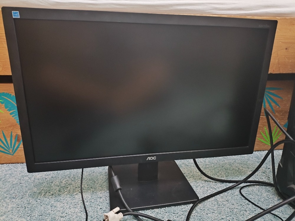 HERNÍ PC A MONITOR - 2