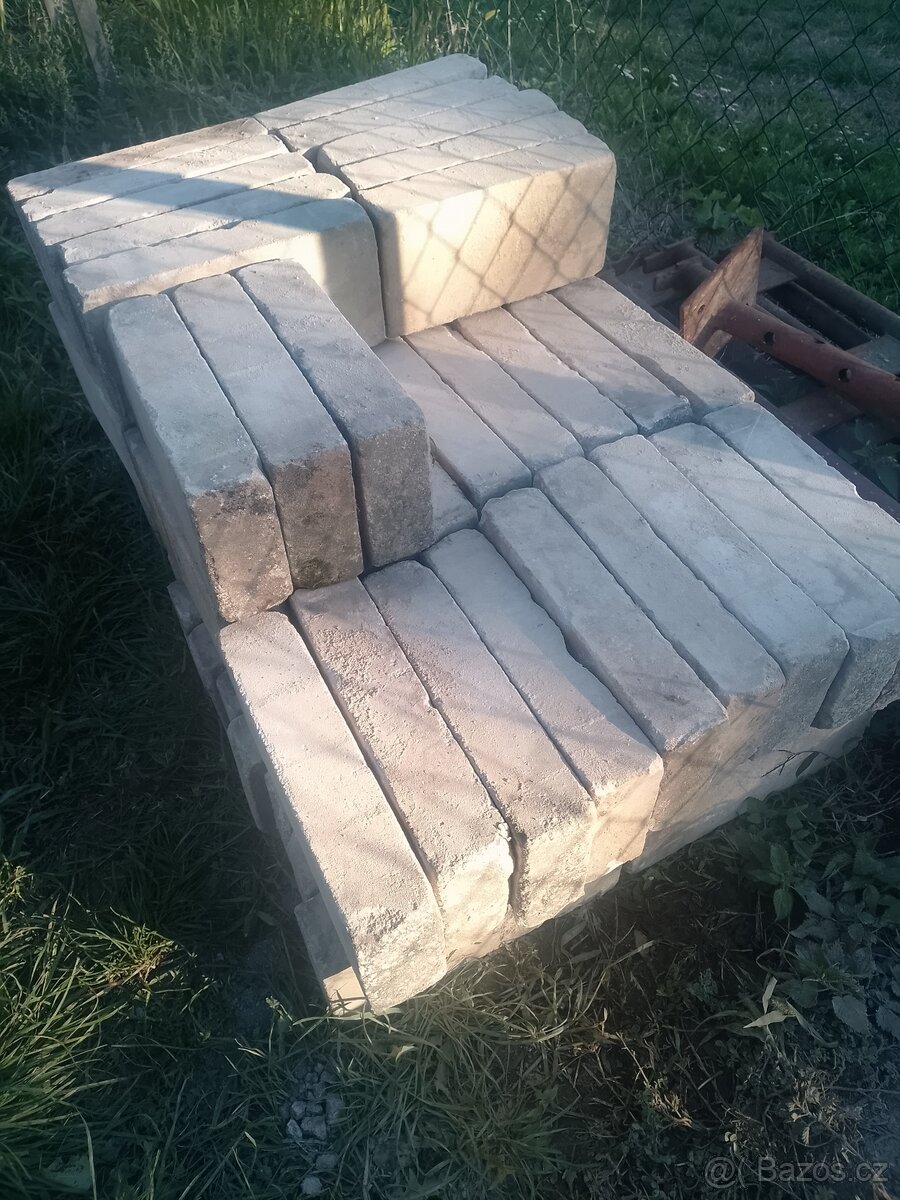 Cihly - 2