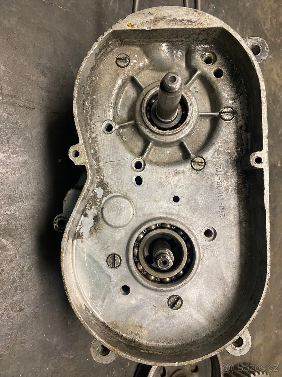 Babetta 210 motor na díly - 2