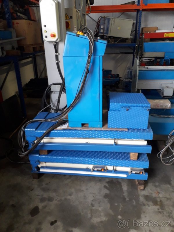 Nůžkový zvedák OMCN 703 3000kg - 2