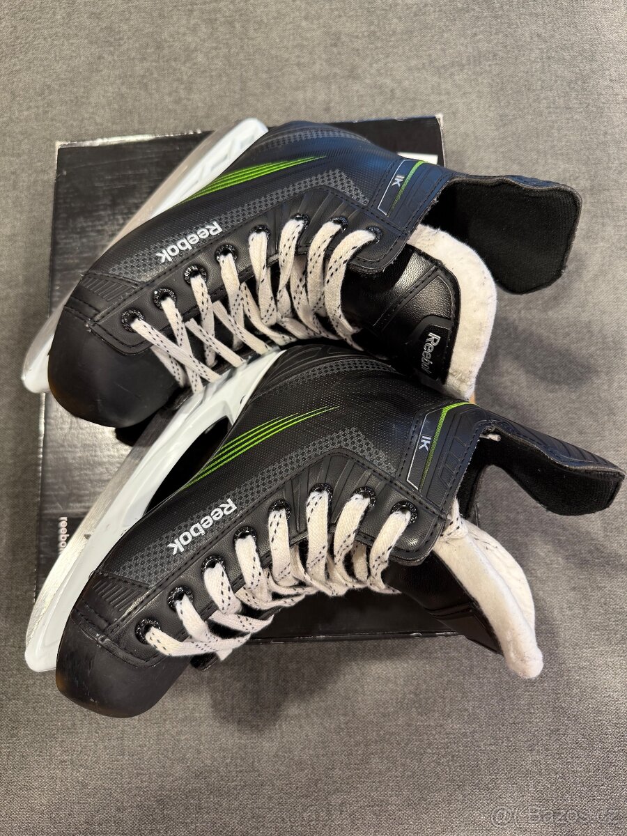 Chlapecké lední brusle - 2