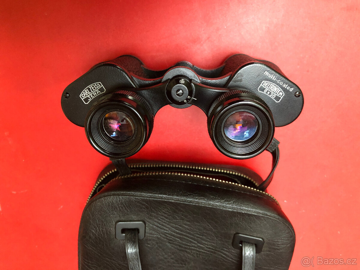 Carl Zeiss Jena 8x30. V dobrém stavu - 2
