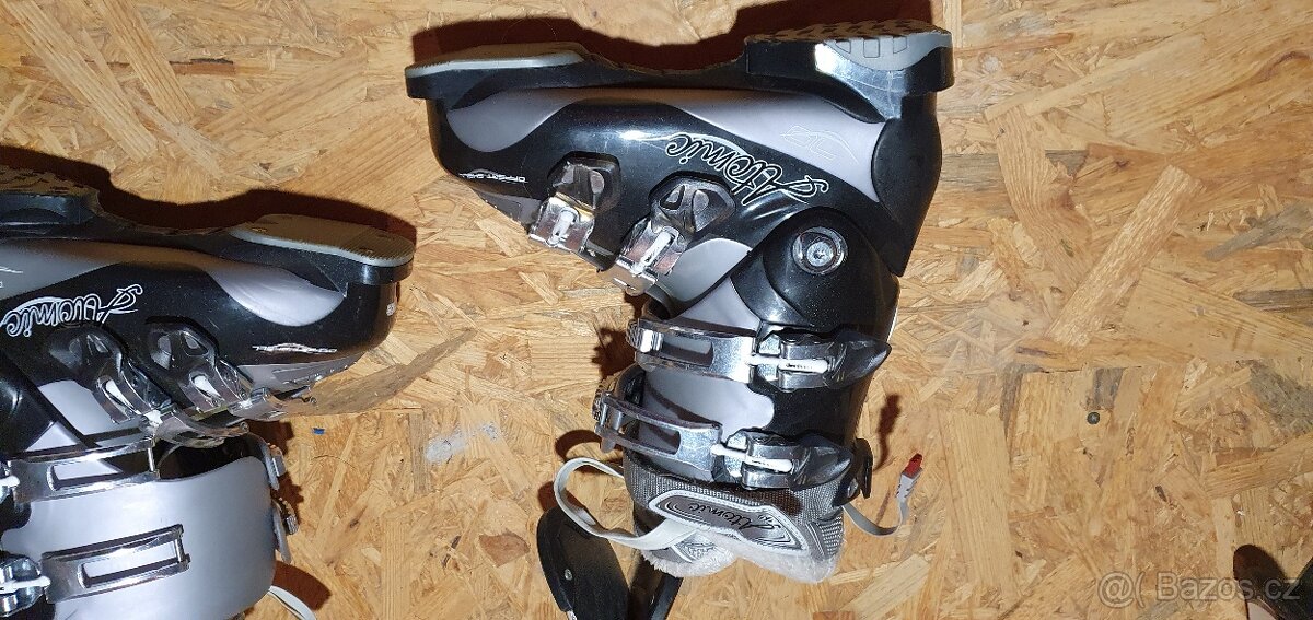 Lyžařské boty Atomic - 2