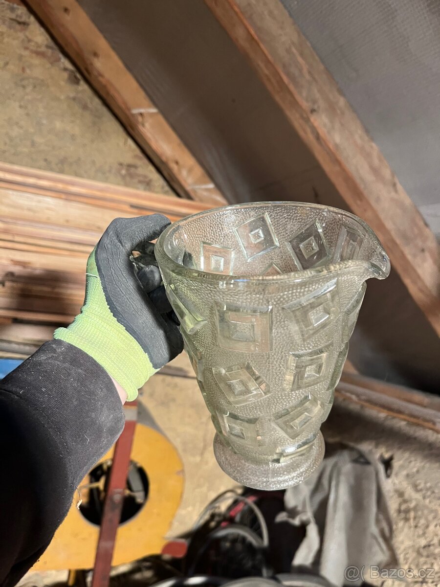 Skleněný džbán - 2