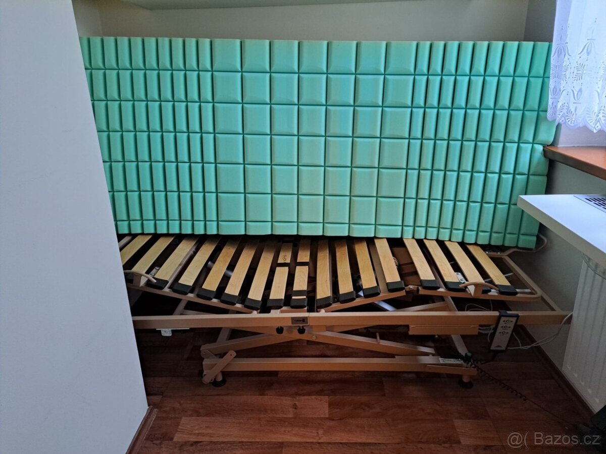 polohovací postel i s matrací - 2