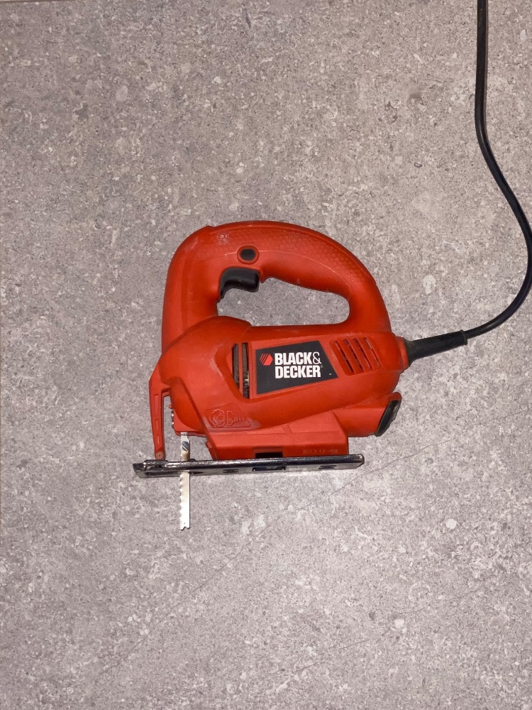 Přímočará pila Black Decker - 2