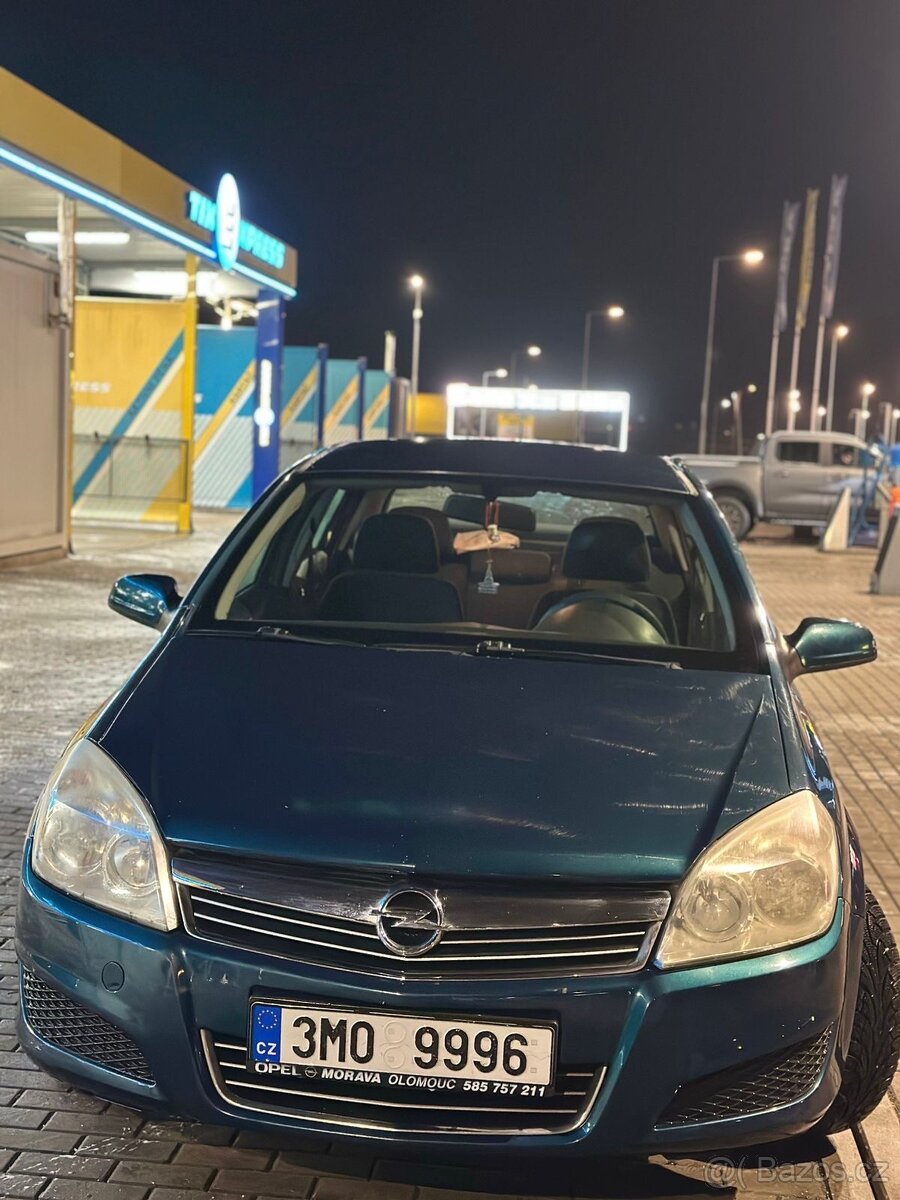 Opel Astra H - 2