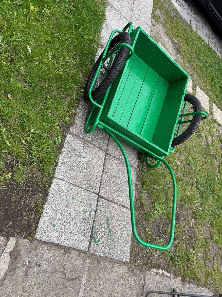 Prodám dvou kolovou kárku - 2