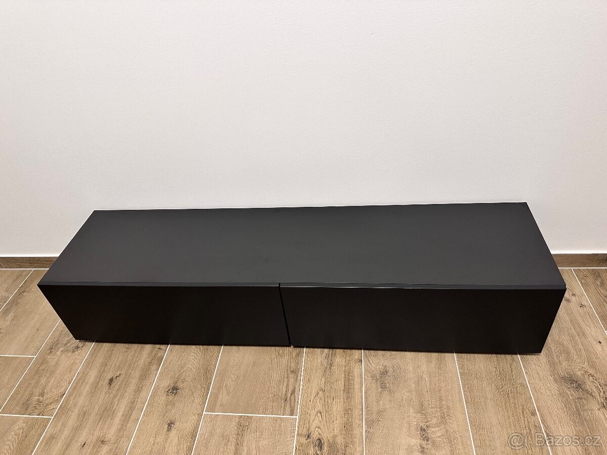 TV stolek - závěsný na zeď - 2