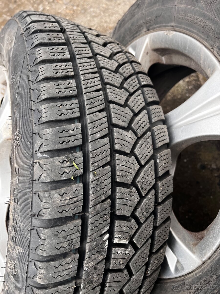 Prodám celé kola Ford focus - 2