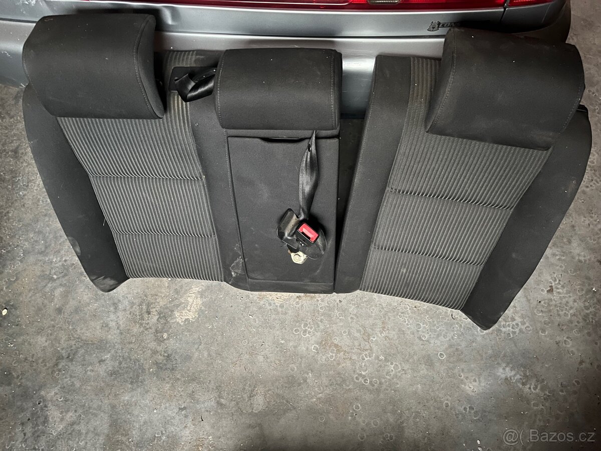 Díly Audi a4 b7 - 2