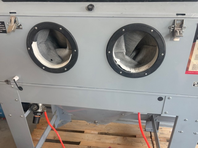 Dvojitý pískovací box MW-Tools CAT880 - 2
