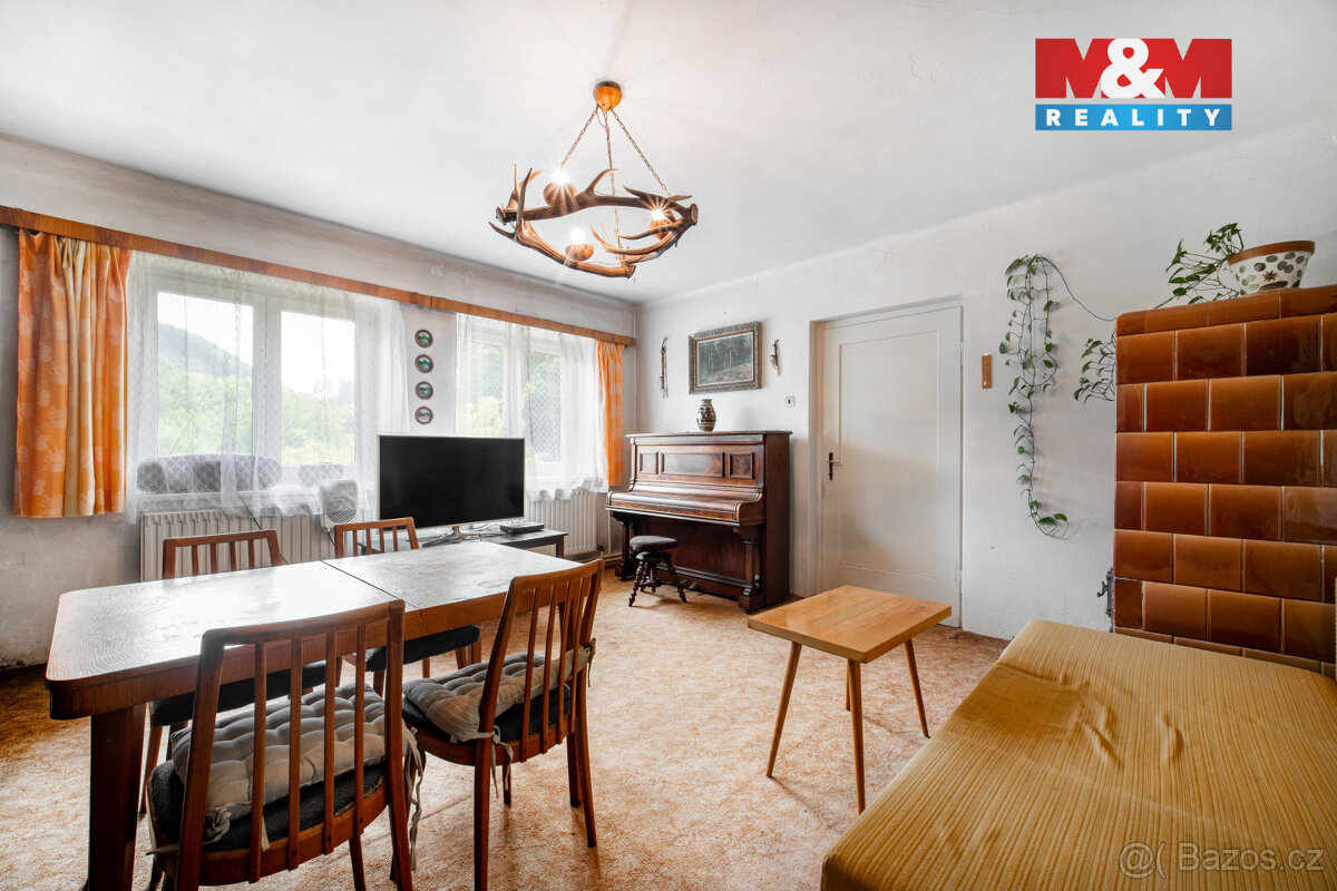 Prodej rodinného domu Tatenice,1200 m², s loukou 2542 m² - 2