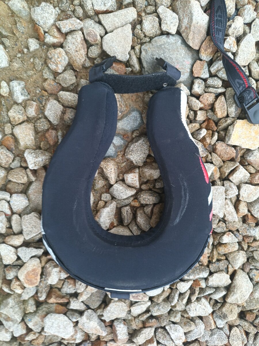 Chránič krku - 2