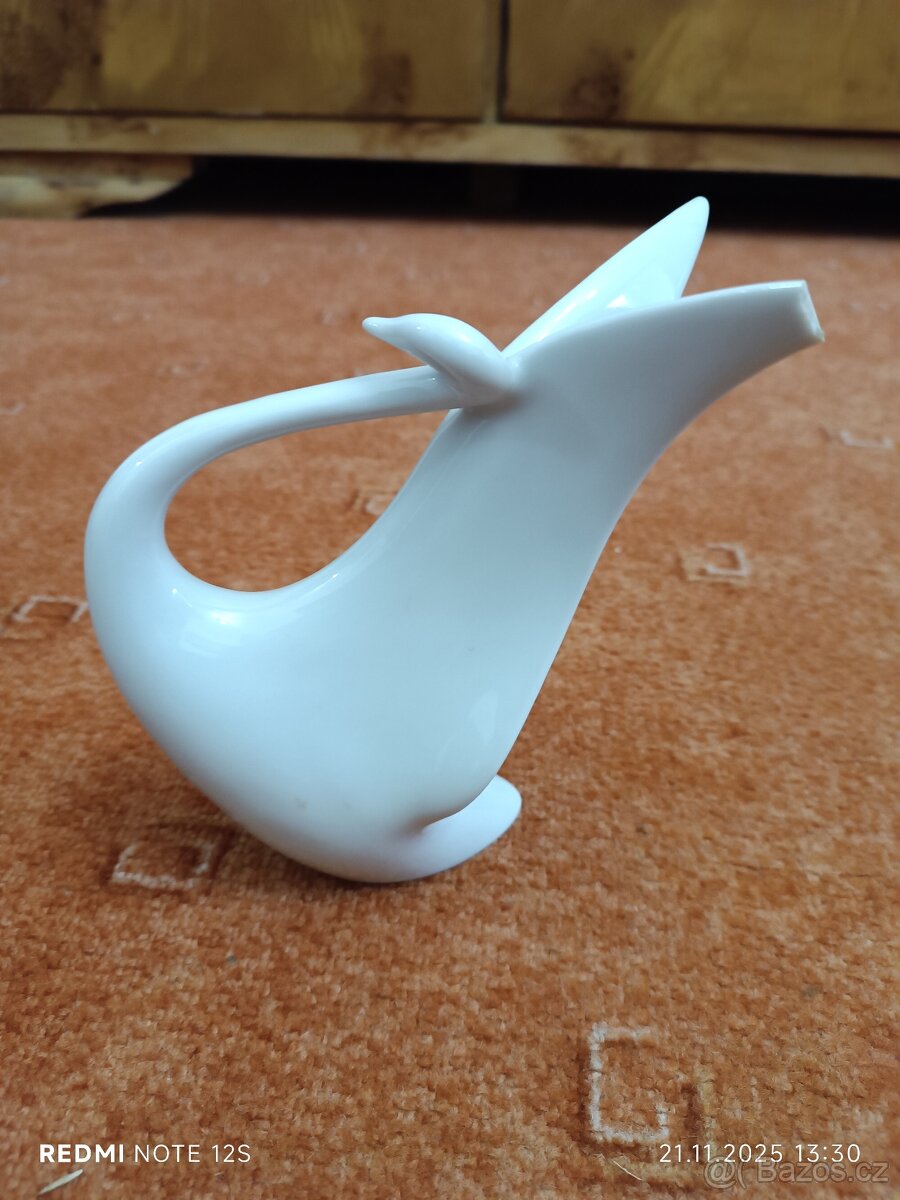 Porcelánová soška labuť Jaroslav Ježek royal dux brusel - 2