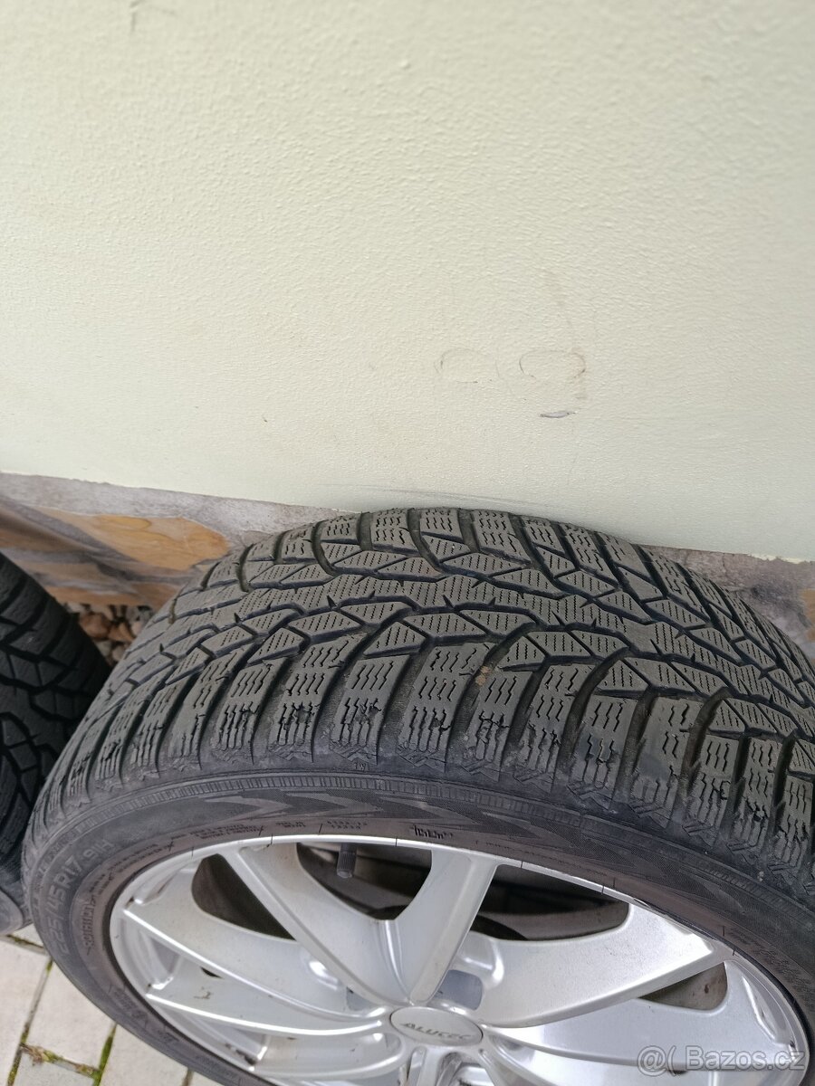 ALU sada kol 225/55R17Hyundai i30 - 2