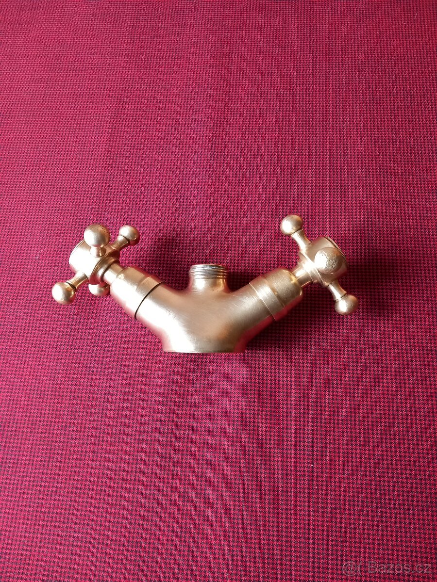 Mosazná vodovodní baterie - 2