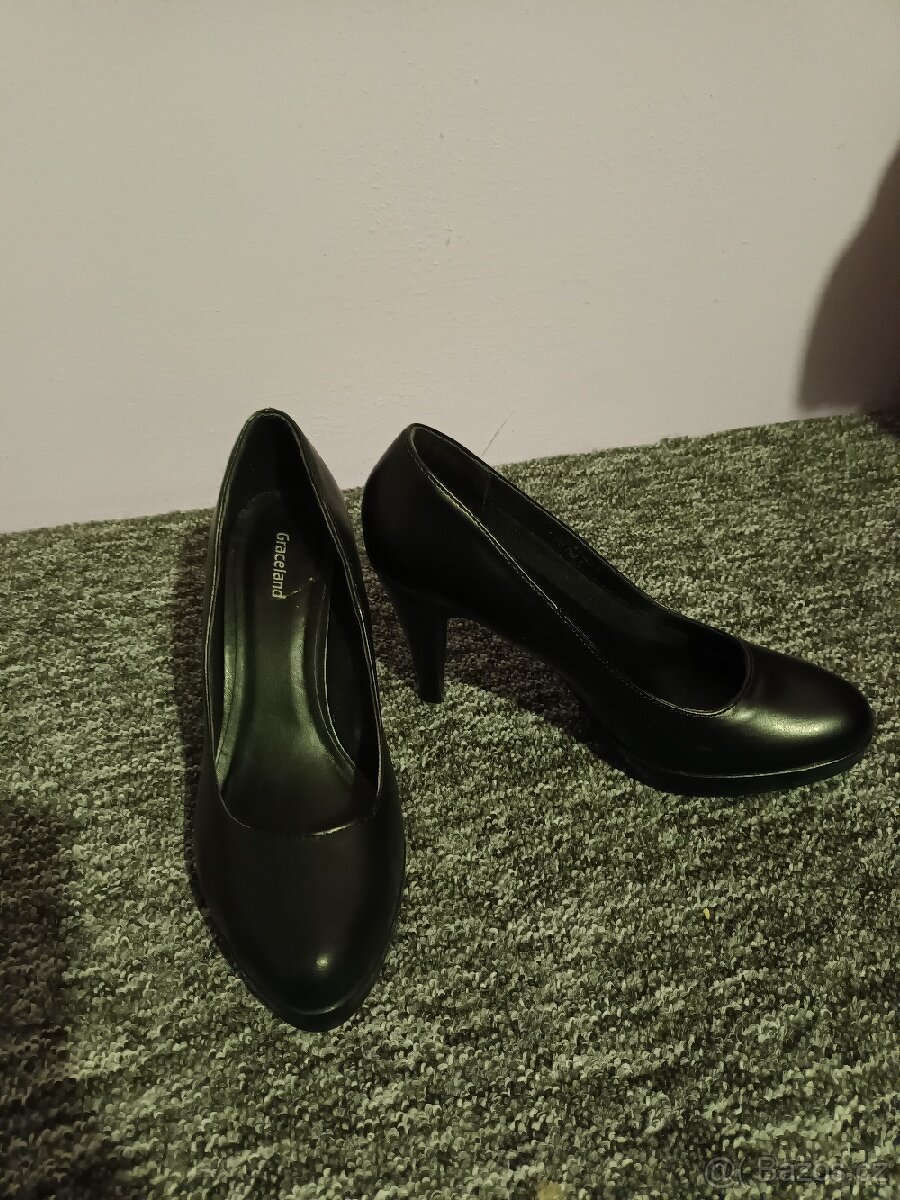 Černé lodičky vel. 37 Graceland - 2