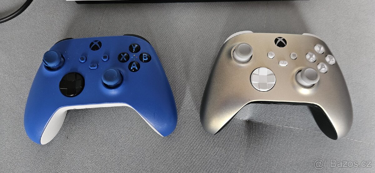 Xbox one 1T, dva ovladače - 2