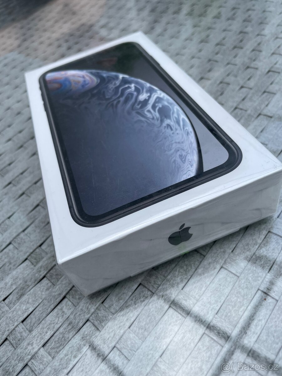 iPhone XR 64gb Black - nový - 2