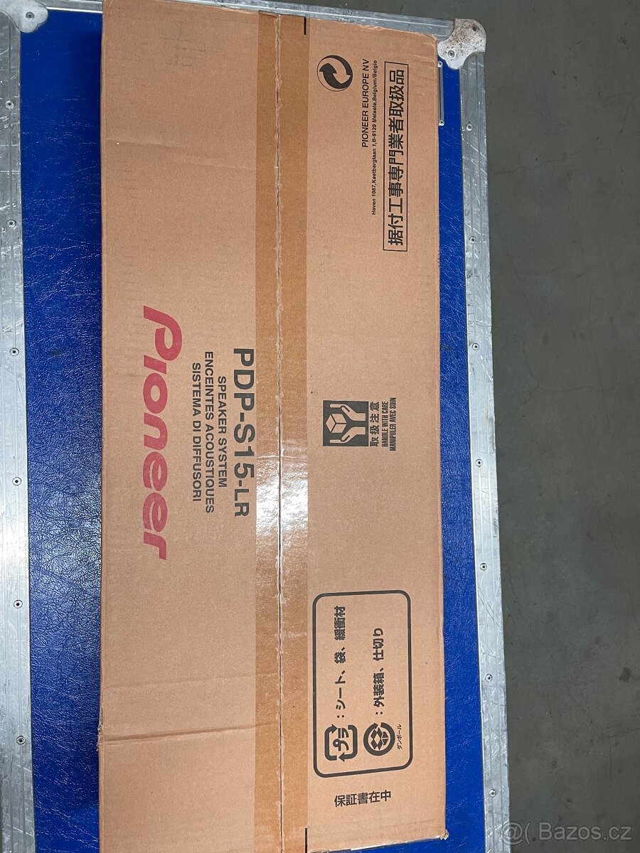 Reproduktor Pioneer. - 2