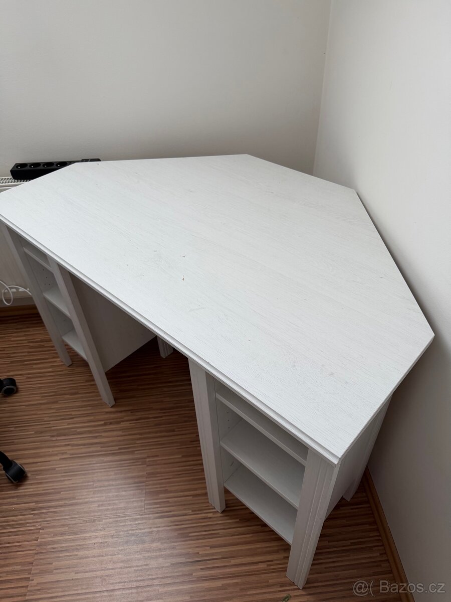 Psací stůl brusali - 2