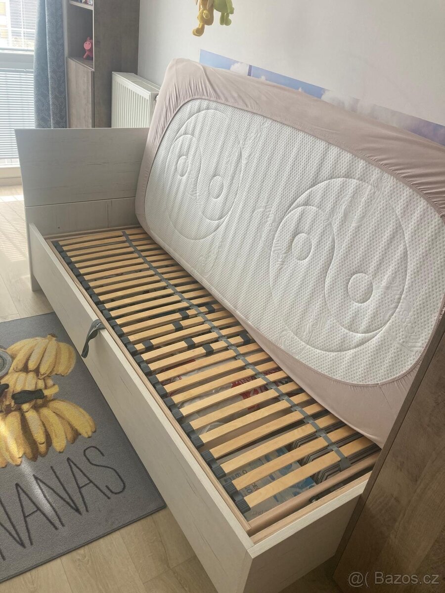 Prodám postel - 2