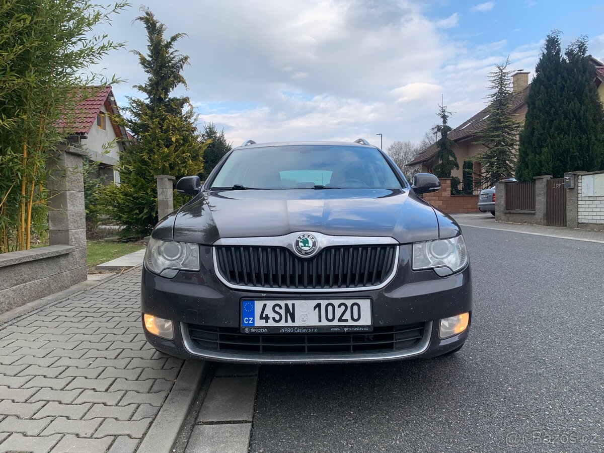 Škoda Superb 2.0tdi Combi DSG - 2