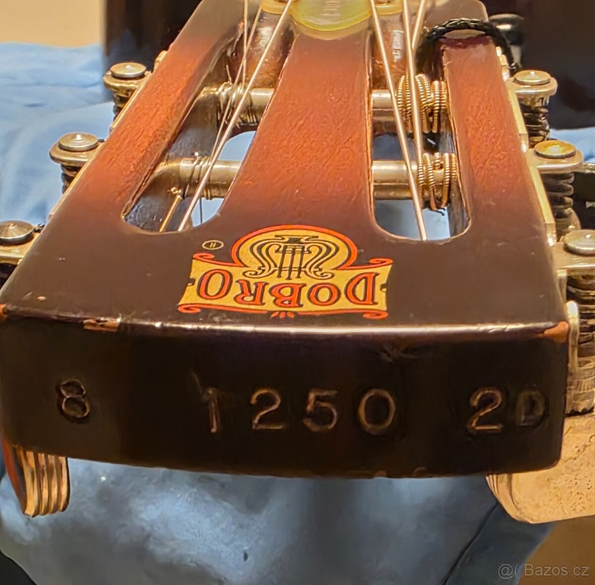 Prodám resofonickou americkou kytaru zn. DOBRO z roku 1982 - 2