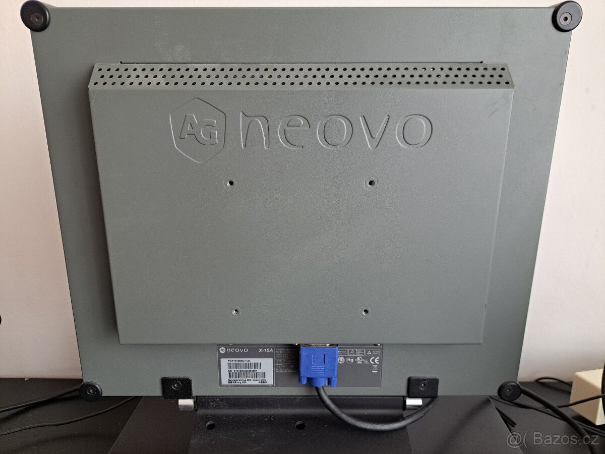 DISPLEJ AG NEOVO TX-15 - 2