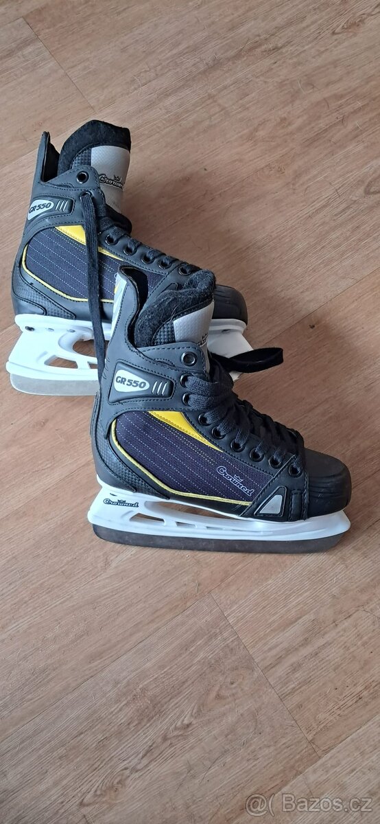 Chlapecké lední brusle vel. 36 - 2