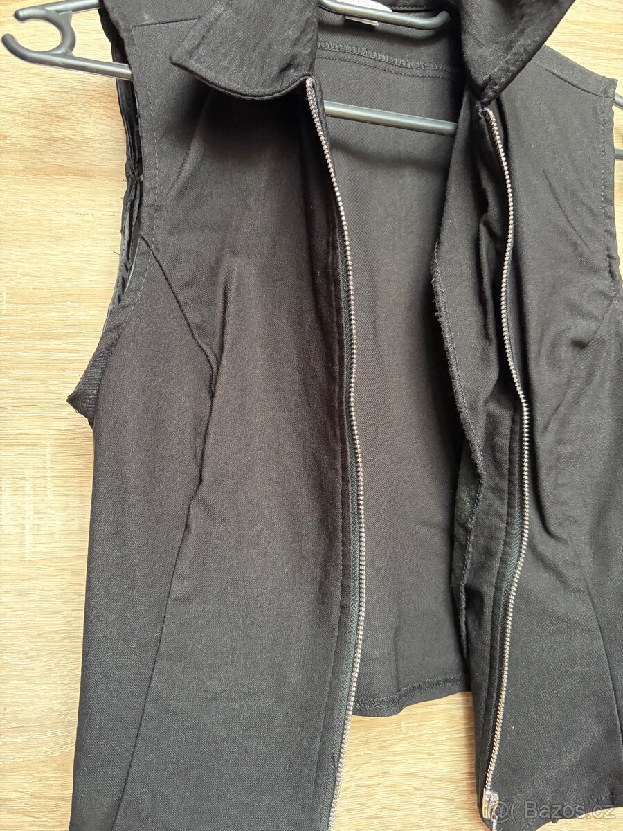 Vesta černá - 2