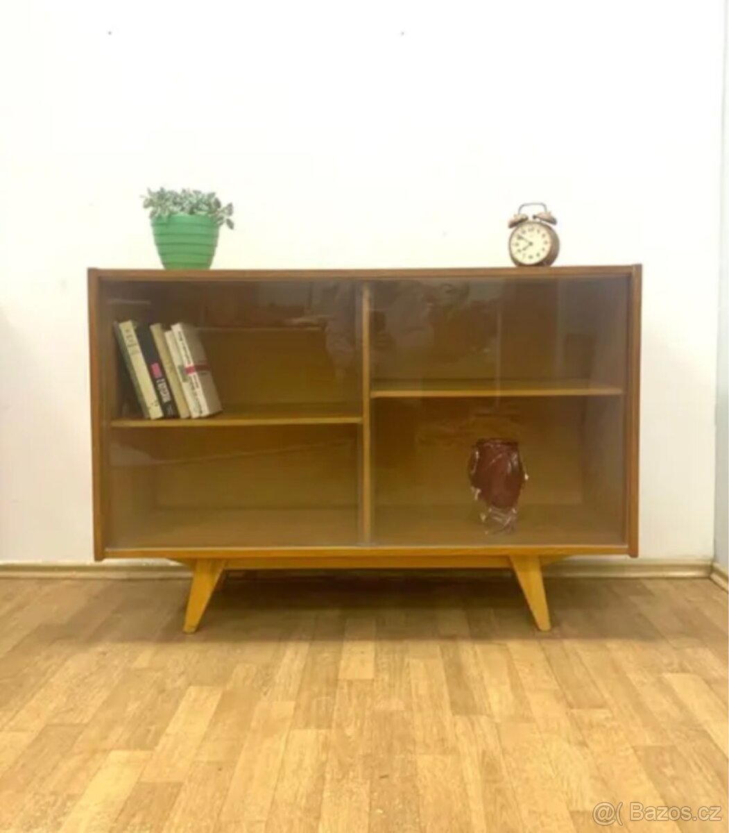 RETRO KOMODA JIROUTEK 60. léta -: - 2