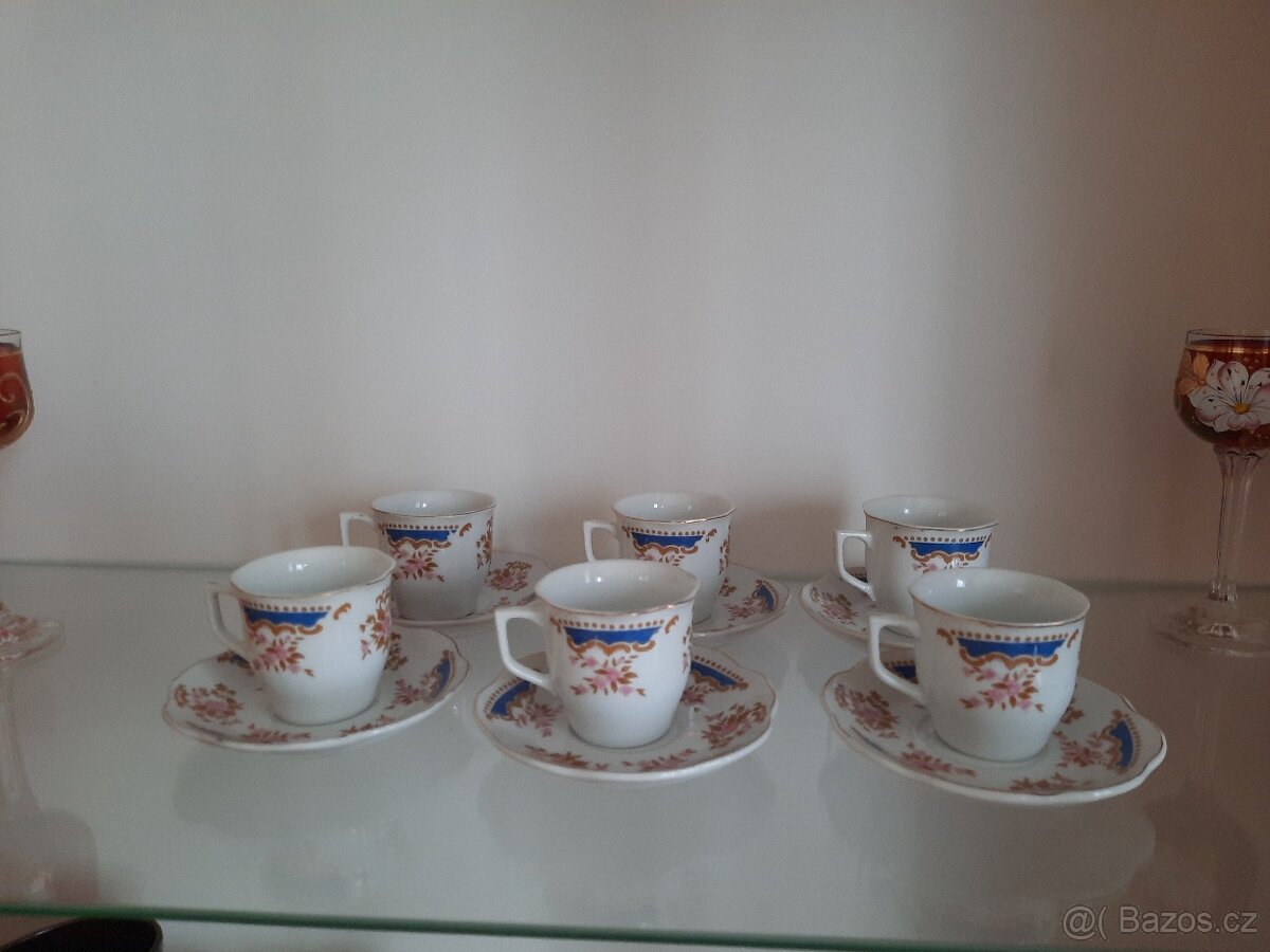 Čínská porcelánová souprava - 2