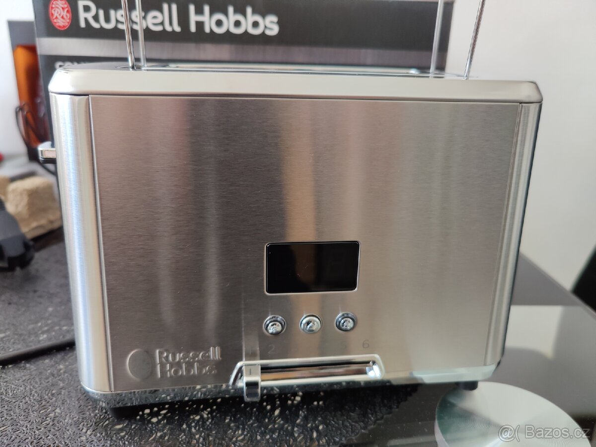 Topinkovač Russell Hobbs 24200
- 2