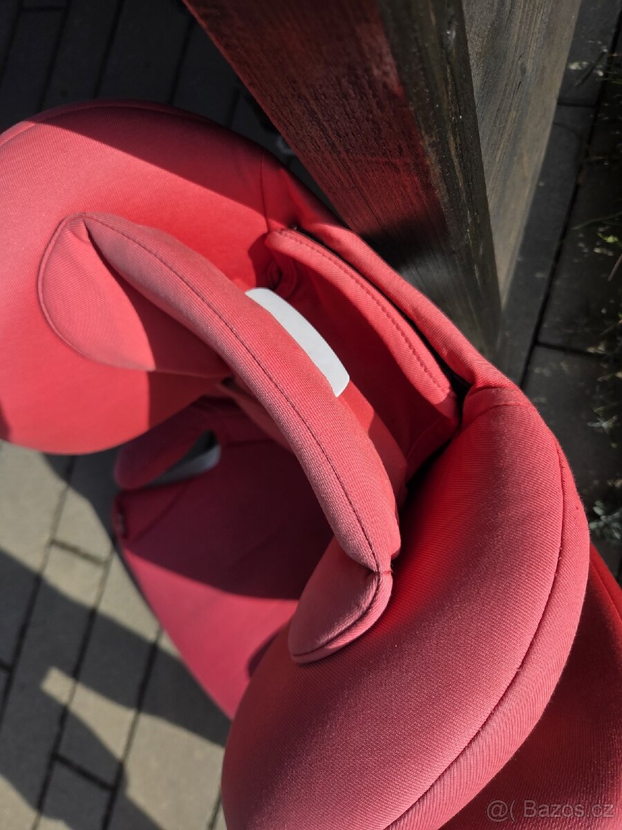 Prodám pěknou sedačku Cybex m-fix - 2