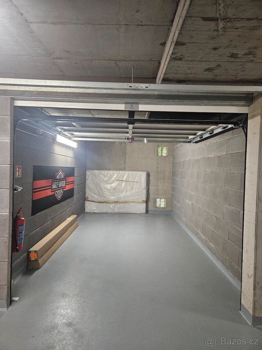 Pronájem, Garáže, 16m² - ulice Turgeněvova, Brno-Černovice - 2