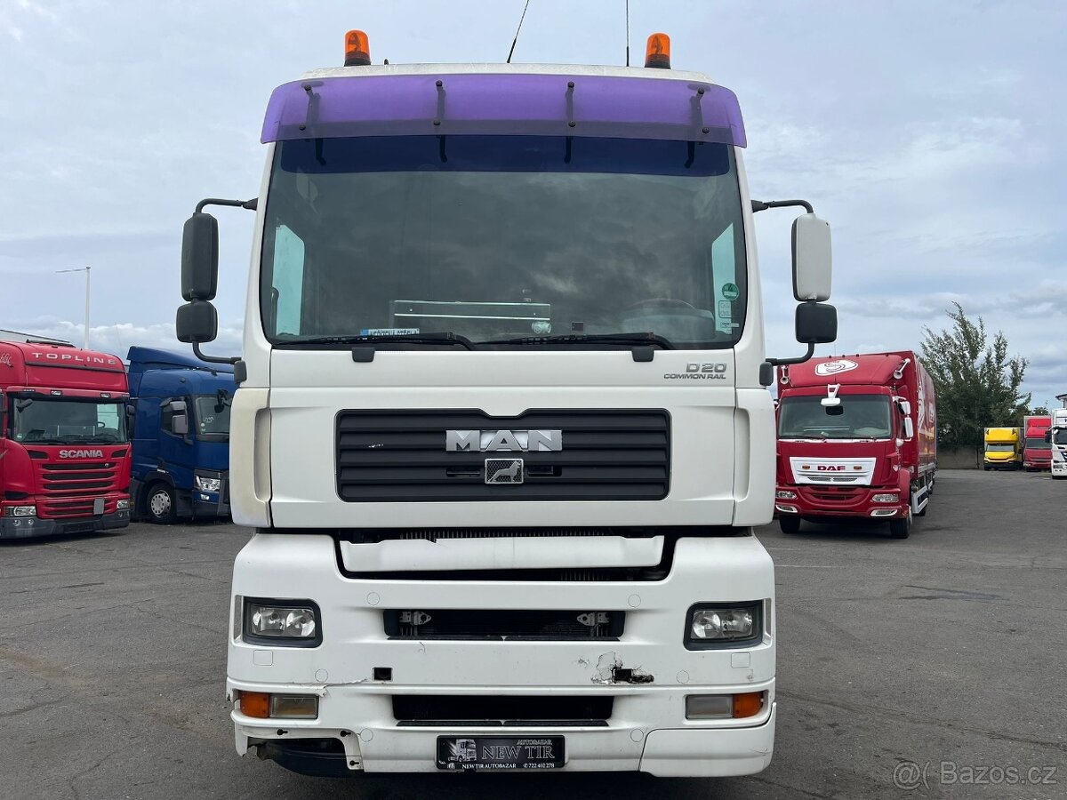 MAN TGA 26.430 BDF 6x2 MANUÁL EURO III - 2