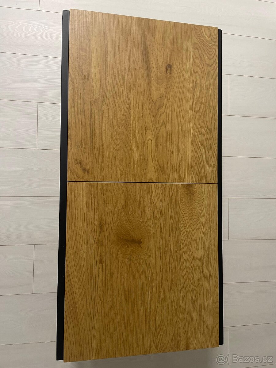 Konferenční stolek - 2