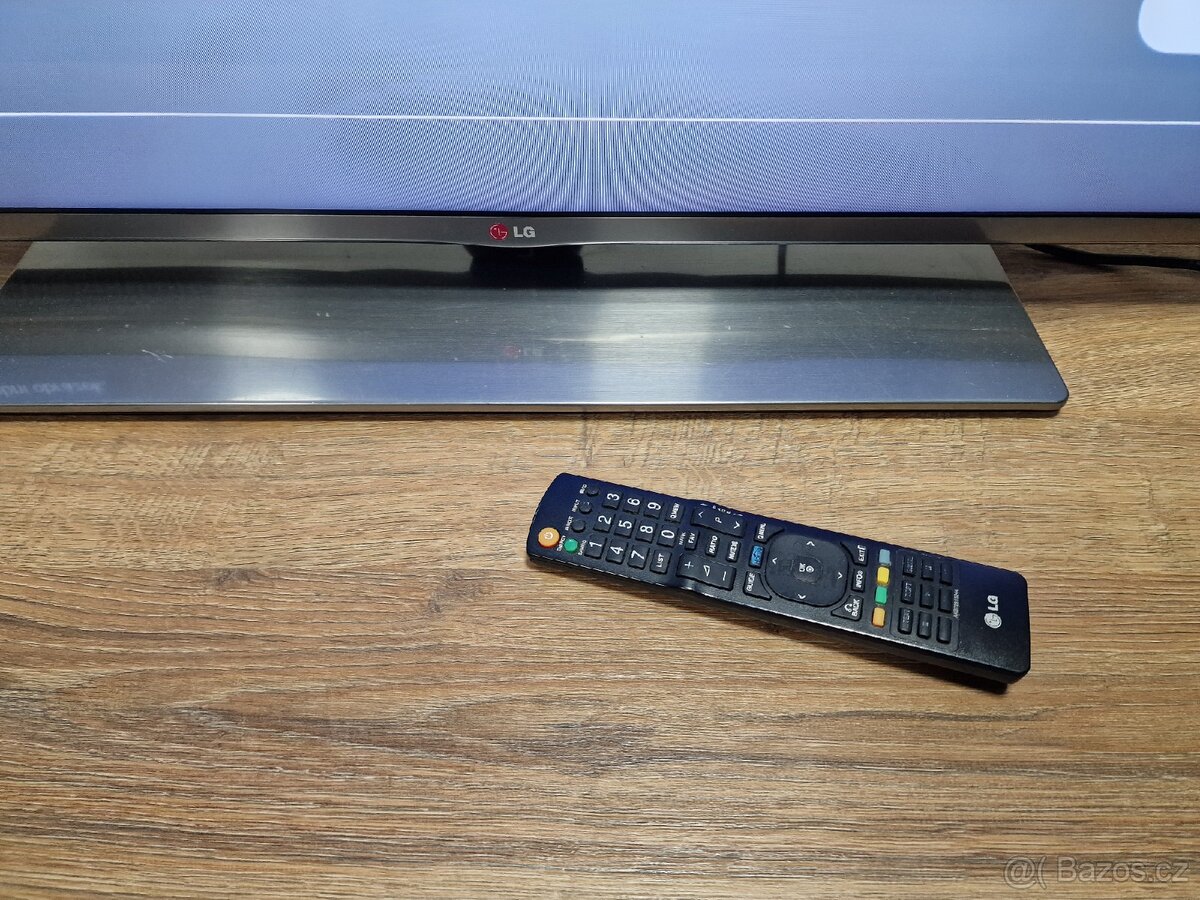 LG Smart TV 120cm - 2