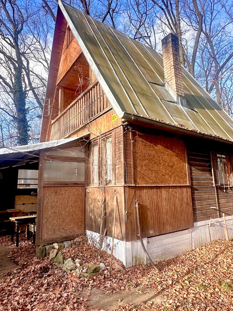 Chata 3+1 , 52m2 okres Praha východ - 2