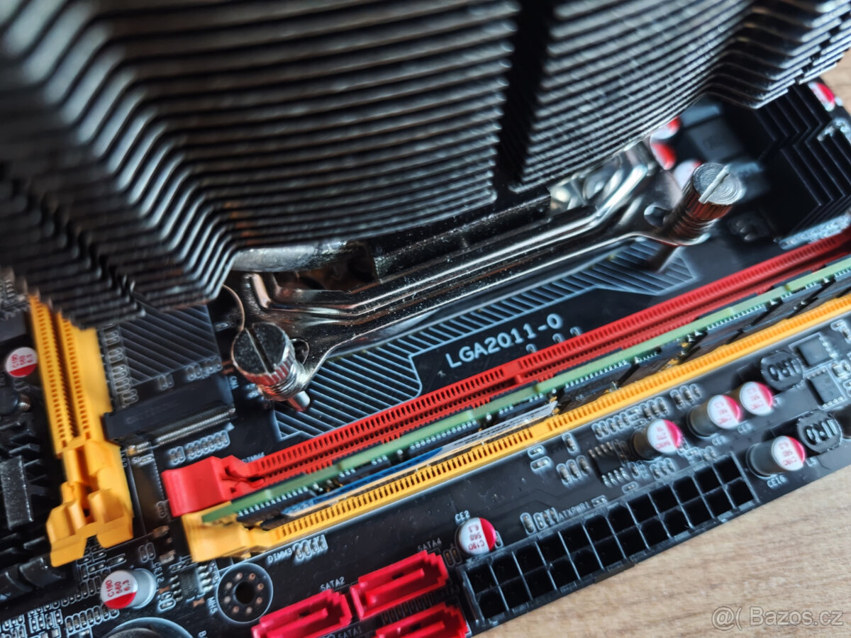Základní deska X79 LGA2011 + Xeon E5-2620 + 16GB + chladič - 2