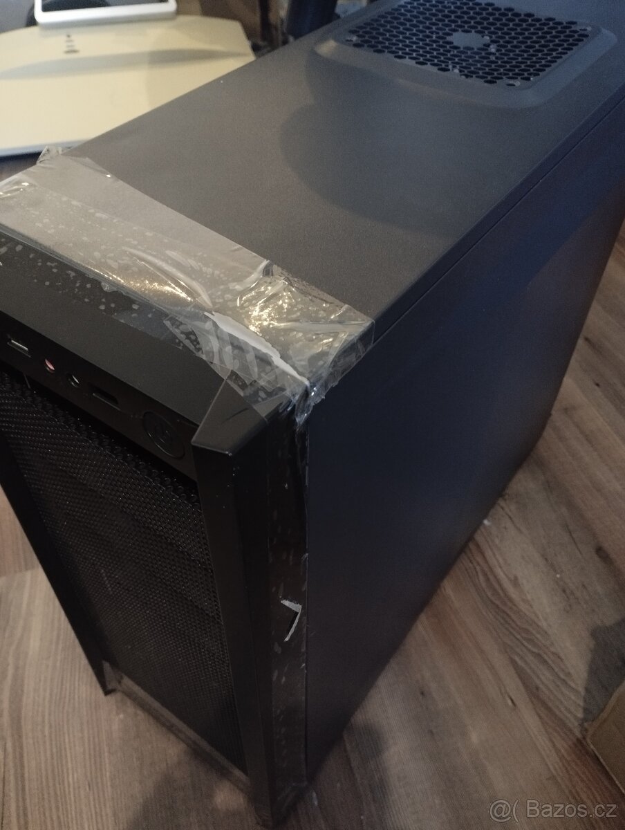 PC Case - lepená - 2