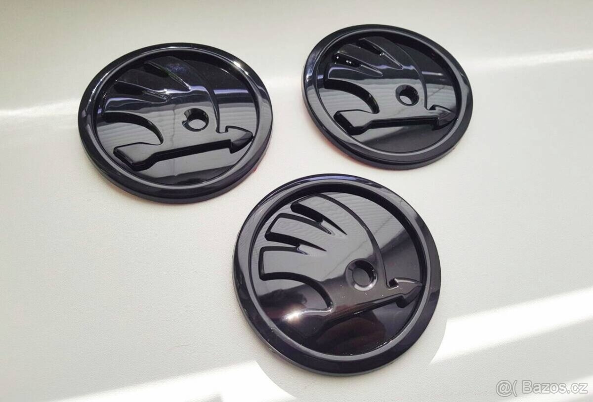 Skoda cerny znak cerne loga emblemy - 2