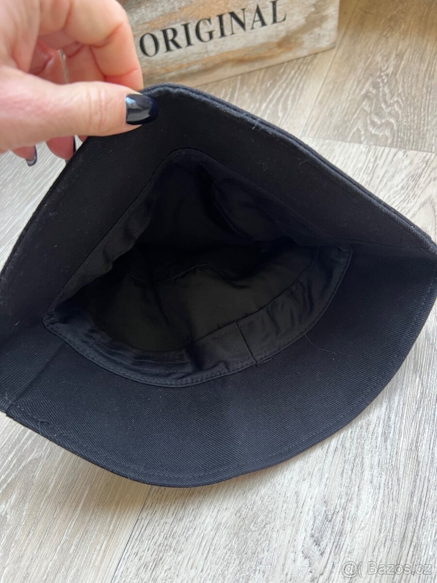 Alexander Wang černý klobouk - 2